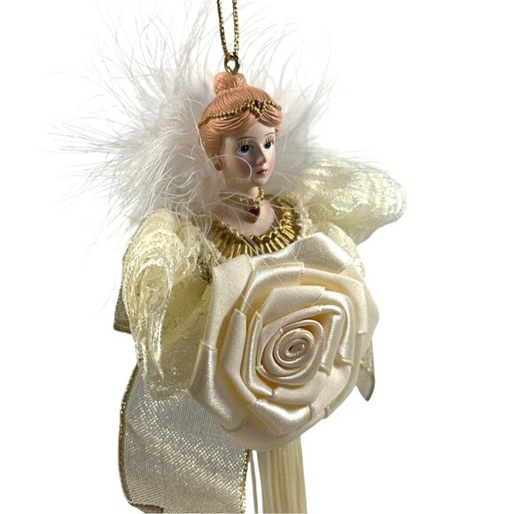 Avon 1998 Victorian Ladies Ornament Gala With Feather Accents & Rose - Picture 6 of 9